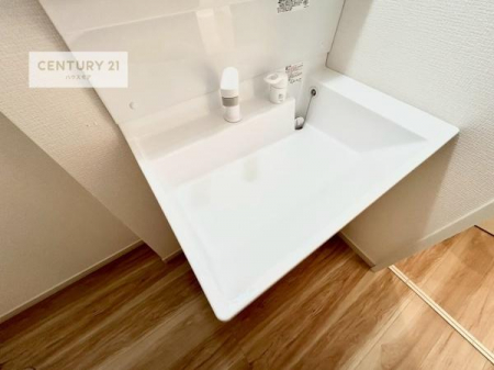 ���ʑ�E���ʏ��@�[�����ʑ�{�E���́A�������˂ɂ����̂ł�����ꂪ�y�X�I���������ۂĂ܂��I
�L���C�Ȑ��ʏ��Ŏ��������̃��`�x�[�V�������オ��܂��ˁI