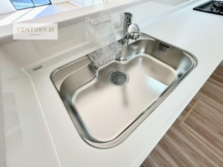 �L�b�`���@���C�h�ȃV���N�ł��ˁI�������˂ɂ������������₷���Ǝ����y�X�d�l�̃V�X�e���L�b�`���ł��I
�f�U�C�����Ƌ@�\�������˂��L�b�`���Ő�����������܂��ˁI