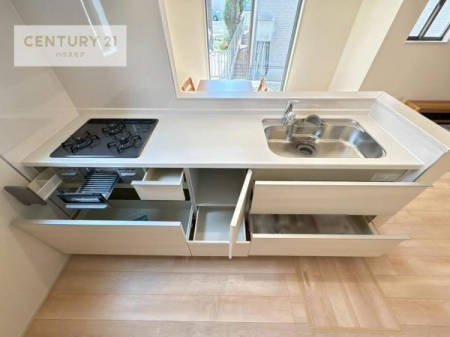 �L�b�`���@���[�X�y�[�X���L�x�ŁA�����X�y�[�X���X�b�L���ƕЕt���Ђ�`�����p�ł��܂��I
���K�ɍ�Ƃ��ł��܂��I�����̗���������܂��I