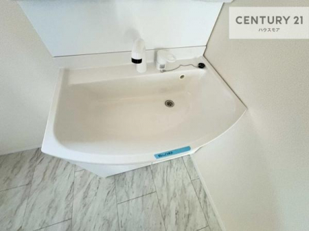 ���ʑ�E���ʏ��@�[�����ʑ�{�E���́A�������˂ɂ����̂ł�����ꂪ�y�X�I���������ۂĂ܂��I
�L���C�Ȑ��ʏ��Ŏ��������̃��`�x�[�V�������オ��܂��ˁI