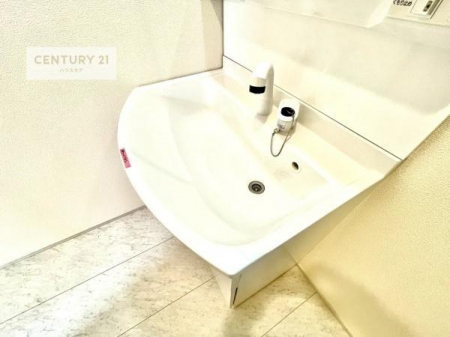 ���ʑ�E���ʏ��@�[�����ʑ�{�E���́A�������˂ɂ����̂ł�����ꂪ�y�X�I���������ۂĂ܂��I
�L���C�Ȑ��ʏ��Ŏ��������̃��`�x�[�V�������オ��܂��ˁI