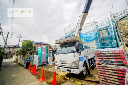 ���ԏ�@���ԃX�y�[�X��2�䕪����܂��I�Z�J���h�J�[�͂������A�o�C�N�⎩�]�ԂȂǂ��u���ꏊ�ɍ���܂���B