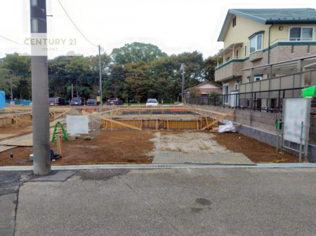 ���ԏ�@���ԃX�y�[�X��2�䕪����܂��I�Z�J���h�J�[�͂������A�o�C�N�⎩�]�ԂȂǂ��u���ꏊ�ɍ���܂���B