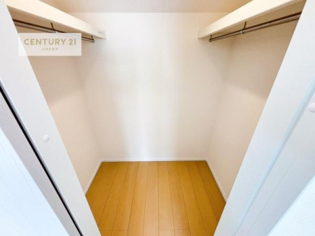 �����\�z�}(����)�@�t�@�~���[�N���[�N�t���ł��B��������̂��m���Ȃǂ����[���Ă��������ł��ˁI���ɂ���@�������ȂǋG�ߕ��̑傫�ȉƓd�����[�ł��܂��B(���d�l)