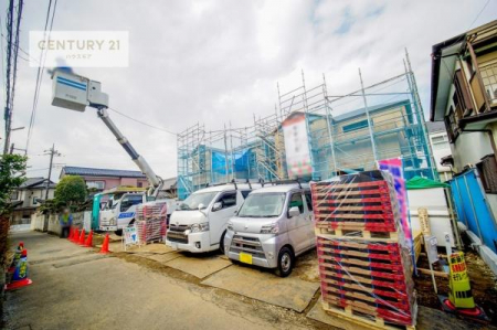 ���ԏ�@���ԃX�y�[�X��2�䕪����܂��I�Z�J���h�J�[�͂������A�o�C�N�⎩�]�ԂȂǂ��u���ꏊ�ɍ���܂���B