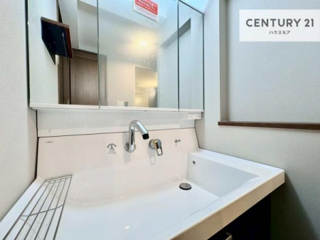 ���ʑ�E���ʏ��@�[�����ʑ�{�E���́A�������˂ɂ����̂ł�����ꂪ�y�X�I���������ۂĂ܂��I
�L���C�Ȑ��ʏ��Ŏ��������̃��`�x�[�V�������オ��܂��ˁI