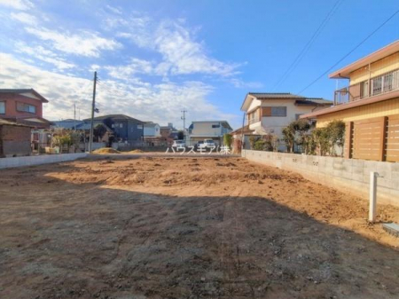 ���ԏ�@���ԃX�y�[�X��2�䕪����܂��I�Z�J���h�J�[�͂������A�o�C�N�⎩�]�ԂȂǂ��u���ꏊ�ɍ���܂���B