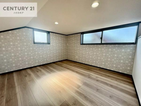 ���[�@�����������[�ł��I
�����Ղ�̎��[�X�y�[�X�ŁA��炵���������萮���Z�܂��B�Ƒ��̉ו������ꂢ�ɕЕt���A���������K�ɉ߂����܂��B