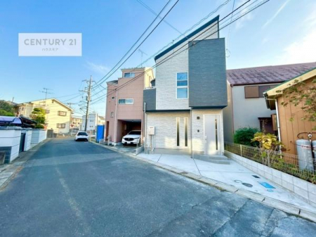 ���̑����n�@�O�ʓ��H��6���I�z����ǍD�ȗ��n�ł��B
�Ԍɓ��ꂪ���ȕ������S�ł��ˁB