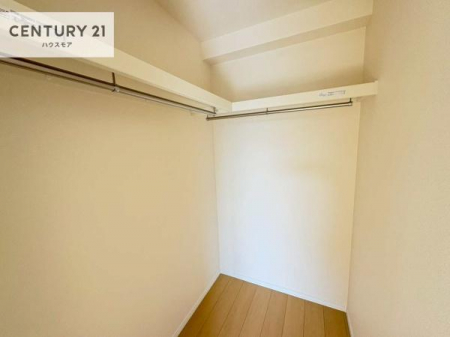 ���[�@�E�H�[�N�C���N���[�[�b�g�t���ł��B��������̂��m���Ȃǂ����[���Ă��������ł��ˁI���ɂ���@�������ȂǋG�ߕ��̑傫�ȉƓd�����[�ł��܂��I