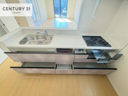 �L�b�`���@���[�X�y�[�X���L�x�ŁA�����X�y�[�X���X�b�L���ƕЕt���Ђ�`�����p�ł��܂��I
���K�ɍ�Ƃ��ł��܂��I�����̗���������܂��I