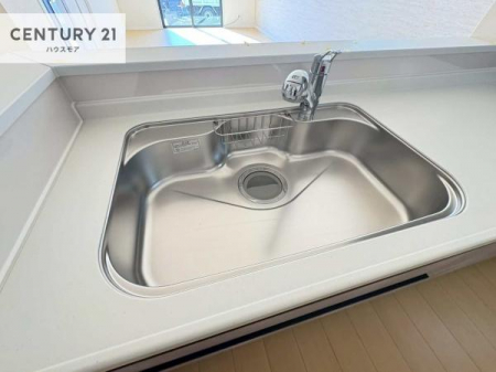 �L�b�`���@���C�h�ȃV���N�ł��ˁI�������˂ɂ������������₷���Ǝ����y�X�d�l�̃V�X�e���L�b�`���ł��I
�f�U�C�����Ƌ@�\�������˂��L�b�`���Ő�����������܂��ˁI