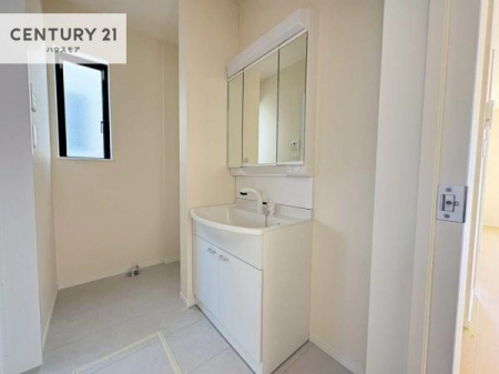 ���ʑ�E���ʏ��@�����t���̖��邢���ʎ��ł��I���C�������ɓ���ւ����ł��Đ����ɕۂ��Ƃ��ł��܂��I���R�����������ނ̂ł����ς̎d�オ����ǂ��Ȃ�܂��ˁI