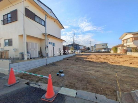 ���ԏ�@���ԃX�y�[�X��2�䕪����܂��I�Z�J���h�J�[�͂������A�o�C�N�⎩�]�ԂȂǂ��u���ꏊ�ɍ���܂���B