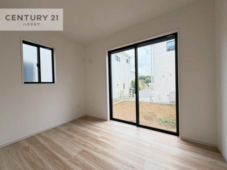 ���r���O�ȊO�̋����@���r���O�Ɨאڂ����m���ł��I�Ǝ��̋x�e�X�y�[�X��L�b�Y�X�y�[�X�Ƃ��Ċ��p����̂��悳�����ł��ˁI
