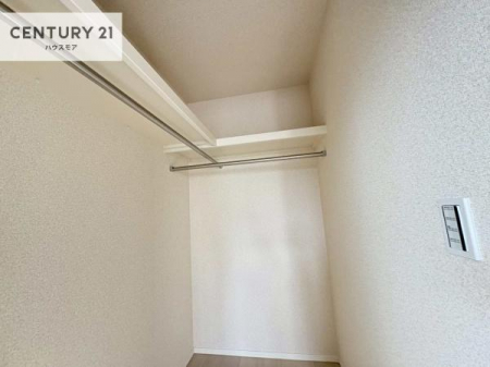 ���[�@�E�H�[�N�C���N���[�[�b�g�t���ł��B��������̂��m���Ȃǂ����[���Ă��������ł��ˁI���ɂ���@�������ȂǋG�ߕ��̑傫�ȉƓd�����[�ł��܂��I