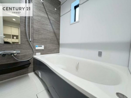 �����@�������������l�̕��͋C�̃o�X���[���́A�����o�Ă��ăo�X�^�C�����[���I
���d���撣���Ă��邲�J���ɂ��D�݂̓����̓����܂����āA�y����ł݂Ă͂������ł��傤���H