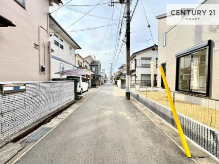 ���̑����n�@�O�ʓ��H4���I�z����ǍD�ȗ��n�ł��B
�Ԍɓ��ꂪ���ȕ������S�ł��ˁB�y���n�̔���J�Ò��z