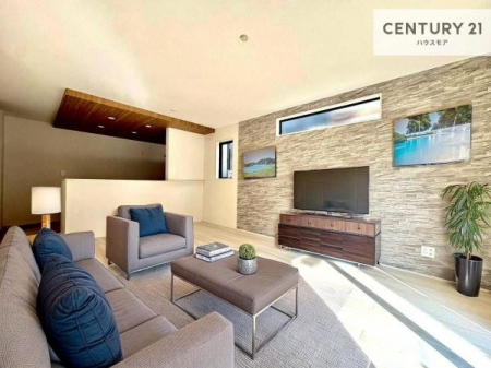 ���r���O�@�Ƌ��CG�p�[�X�ł��B�J�����̂���L�XLDK�I�\�t�@�[��_�C�j���O�e�[�u����u���Ă������ɂȂ�Ȃ��̂ŉ��K�ɉ߂����܂��I�R�~���j�P�[�V���������₷�����r���O�ł��I�y���n�̔���J�Ò��z