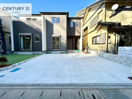 ���ԏ�@���ԃX�y�[�X��2�䕪����܂��I�Z�J���h�J�[�͂������A�o�C�N�⎩�]�ԂȂǂ��u���ꏊ�ɍ���܂���B�y���n�̔���J�Ò��z