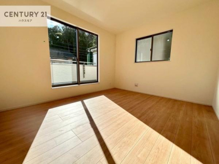 �Q���@�o���R�j�[�ɖʂ��Ă���m���ł��B���邭�����肪����A���C����������ł��܂��I���N���āA�O�ɏo�Ĕw�L�т����[�ċz�����ǂ������}������邱�Ƃ��ł��܂��B�y���n�̔���J�Ò��z