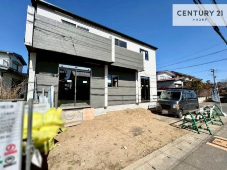 ���ԏ�@���ԃX�y�[�X��2�䕪����܂��I�Z�J���h�J�[�͂������A�o�C�N�⎩�]�ԂȂǂ��u���ꏊ�ɍ���܂���B�y���n�̔���J�Ò��z