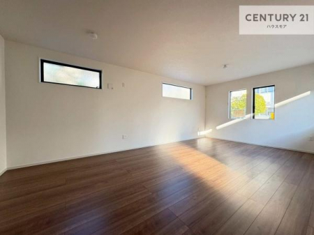 ���r���O�@�D�����z���܂肪���r���O����ł���ċ��S�n�̗ǂ���Ԃ����o���Ă���܂��I
���R�ƉƑ����W����b��������S�n�悢��ԁI