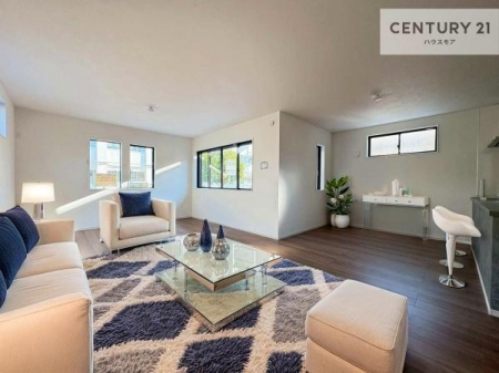 ���r���O�@�Ƌ��CG�p�[�X�ł��B��؂ȉƑ����W�܂邩�炱��LDK�ɂ͂�����肽���B
�q�����������C�ɏ΂��Ȃ��瑖�����Ă���p�����������u�L���Ƃɂ��ėǂ������v�Ǝv���u�Ԃł��B