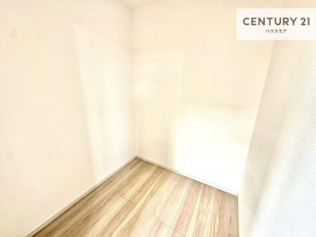 ���[�@�E�H�[�N�C���N���[�[�b�g�t���ł��B��������̂��m���Ȃǂ����[���Ă��������ł��ˁI���ɂ���@�������ȂǋG�ߕ��̑傫�ȉƓd�����[�ł��܂��I�y���n�̔���J�Ò��z