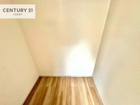 ���[�@�E�H�[�N�C���N���[�[�b�g�t���ł��B��������̂��m���Ȃǂ����[���Ă��������ł��ˁI���ɂ���@�������ȂǋG�ߕ��̑傫�ȉƓd�����[�ł��܂��I�y���n�̔���J�Ò��z