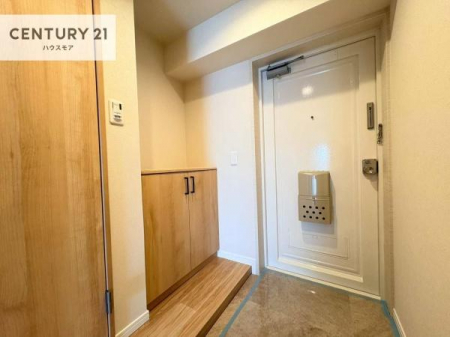 ���ց@�V���[�Y�{�b�N�X�t���Ȃ̂ŁA���ւ��Еt�����|�������₷���ł��I
�X�b�L���������ւŌ˂��J�����u�ԁA�������̂���S�n������Ԃ��o�}���Ă���܂��B