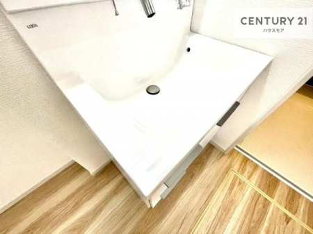 ���ʑ�E���ʏ��@�[�����ʑ�{�E���́A�������˂ɂ����̂ł�����ꂪ�y�X�I���������ۂĂ܂��I
�L���C�Ȑ��ʏ��Ŏ��������̃��`�x�[�V�������オ��܂��ˁI