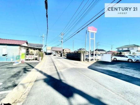 ���̑����n�@�O�ʓ��H��7.42���I�z����ǍD�ȗ��n�ł��B
�Ԍɓ��ꂪ���ȕ������S�ł��ˁB