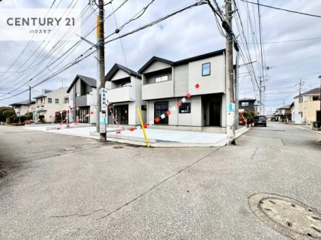 ���̑����n�@�O�ʓ��H��5���~4���I�z����ǍD�ȗ��n�ł��B
�Ԍɓ��ꂪ���ȕ������S�ł��ˁB�y���n�̔���J�Ò��z