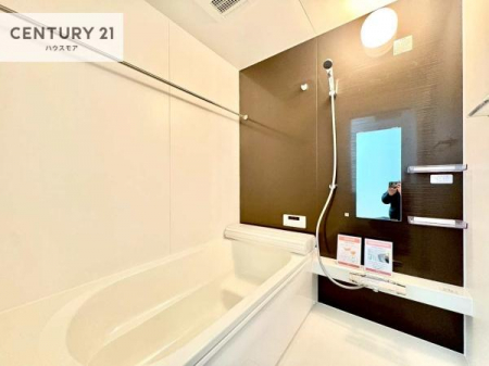 �����@�������������l�̕��͋C�̃o�X���[���́A�����o�Ă��ăo�X�^�C�����[���I
���d���撣���Ă��邲�J���ɂ��D�݂̓����̓����܂����āA�y����ł݂Ă͂������ł��傤���H�y���n�̔���J�Ò��z