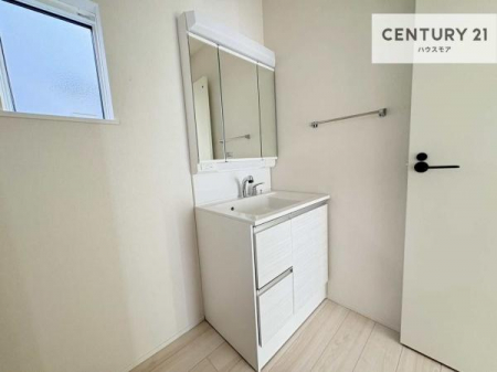 ���ʑ�E���ʏ��@�g�Ȃ�𐮂�����ʏ��́A���������厖�ł��I������̐������̂��镵�͋C�����o�I�C�����悭���g�����������܂��B