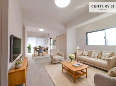 ���r���O�@�Ƌ��CG�p�[�X�ł��B�J�����̂���L�XLDK�I�\�t�@�[��_�C�j���O�e�[�u����u���Ă������ɂȂ�Ȃ��̂ŉ��K�ɉ߂����܂��I�R�~���j�P�[�V���������₷�����r���O�ł��I