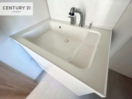 ���ʑ�E���ʏ��@�[�����ʑ�{�E���́A�������˂ɂ����̂ł�����ꂪ�y�X�I���������ۂĂ܂��I
�L���C�Ȑ��ʏ��Ŏ��������̃��`�x�[�V�������オ��܂��ˁI