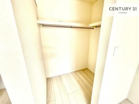 ���[�@�E�H�[�N�C���N���[�[�b�g�t���ł��B��������̂��m���Ȃǂ����[���Ă��������ł��ˁI���ɂ���@�������ȂǋG�ߕ��̑傫�ȉƓd�����[�ł��܂��I