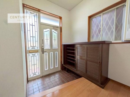 ���ց@�V���[�Y�{�b�N�X�t���Ȃ̂ŁA���ւ��Еt�����|�������₷���ł��I
�X�b�L���������ւŌ˂��J�����u�ԁA�������̂���S�n������Ԃ��o�}���Ă���܂��B
