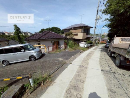 ���̑����n�@�O�ʓ��H4.3���I�z����ǍD�ȗ��n�ł��B
�Ԍɓ��ꂪ���ȕ������S�ł��ˁB