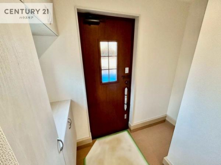 ���ց@�V���[�Y�{�b�N�X�t���Ȃ̂ŁA���ւ��Еt�����|�������₷���ł��I
�X�b�L���������ւŌ˂��J�����u�ԁA�������̂���S�n������Ԃ��o�}���Ă���܂��B