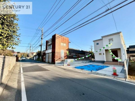 ���̑����n�@�O�ʓ��H6.5���I�z����ǍD�ȗ��n�ł��B
�Ԍɓ��ꂪ���ȕ������S�ł��ˁB