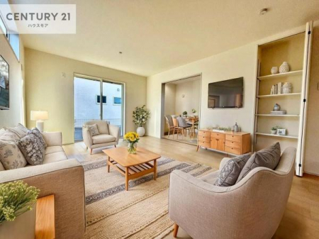 ���r���O�@�Ƌ��CG�p�[�X�ł��B��؂ȉƑ����W�܂邩�炱��LDK�ɂ͂�����肽���B
�q�����������C�ɏ΂��Ȃ��瑖�����Ă���p�����������u�L���Ƃɂ��ėǂ������v�Ǝv���u�Ԃł��B