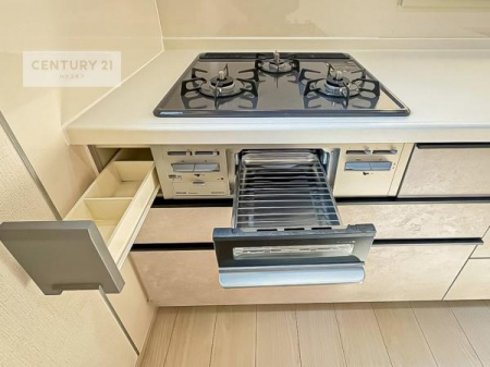 ���d�l�ʐ^(�L�b�`���j�@�R�����͎O������̂ł������̓����i�s���ł��܂��B
�������O�����t���ł��B�����X�y�[�X���L�X���Ă���׍�Ƃ����₷���I�g�����肪�ǂ��V�X�e���L�b�`���ł��I�y���d�l�ʐ^�z