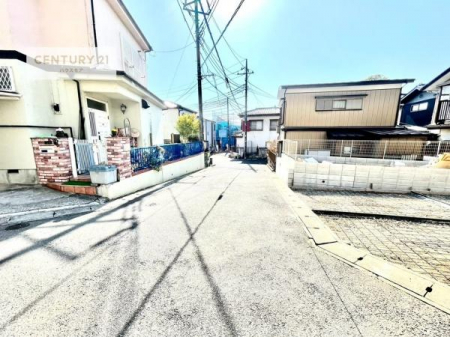 ���̑����n�@�O�ʓ��H��5���~4.9���I�z����ǍD�ȗ��n�ł��B
�Ԍɓ��ꂪ���ȕ������S�ł��ˁB