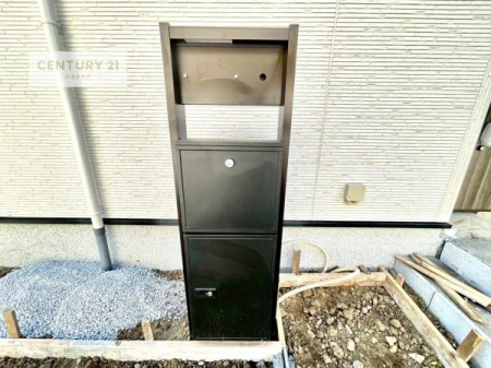 ���̑����n�@�X�փ|�X�g�t���ŕs�ݎ��ł��ו����󂯎��ĂƂ��Ă��֗��I
�Ƃɂ��Ȃ��Ⴂ���Ȃ��X�g���X����I�Ĕz�B�̎�Ԃ��Ȃ��܂��I