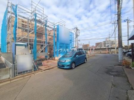 ���̑����n�@�O�ʓ��H��6���I�z����ǍD�ȗ��n�ł��B
�Ԍɓ��ꂪ���ȕ������S�ł��ˁB