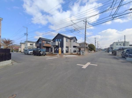 ���̑����n�@�O�ʓ��H��4���~7.83���I�z����ǍD�ȗ��n�ł��B
�Ԍɓ��ꂪ���ȕ������S�ł��ˁB