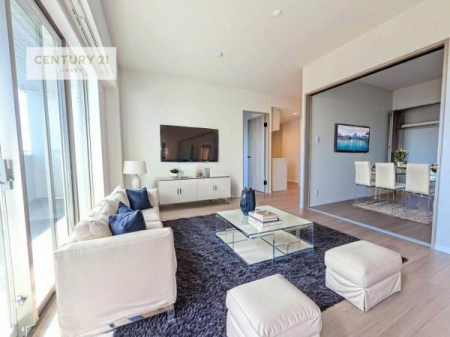 ���r���O�@�Ƌ��CG�p�[�X�ł��B�D�����z���܂肪���r���O����ł���ċ��S�n�̗ǂ���Ԃ����o���Ă���܂��I
���났�̎��Ԃ��߂����܂��I